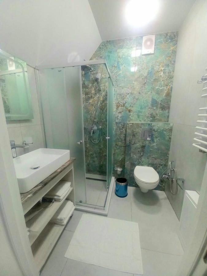 Отель Monblan Yablunytsia Buitenkant foto