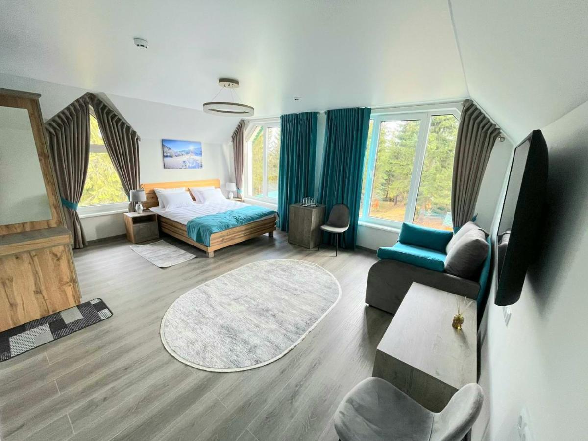 Отель Monblan Yablunytsia Kamer foto